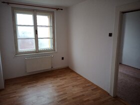 2+1, 60m2, U Dvora, Děčín - 12
