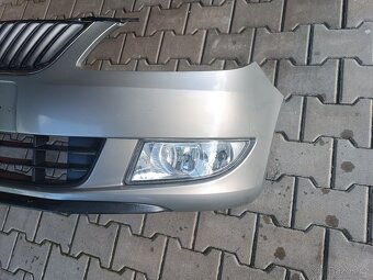Skoda Fabia 2 facelift - přední nárazník - 12