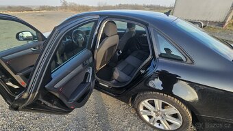 Audi a4 b8 2.7tdi - 12
