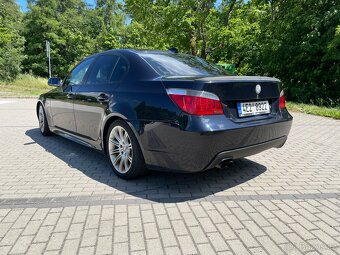 BMW E60 530D manuál - 12