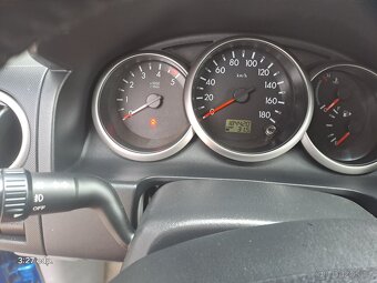 FORD RANGER 2.5TDCi 4x4, r.10 185000km, TAŽNÉ, VELMI SOLIDNÍ - 12