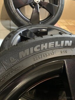 Alu kola Škoda R17 5X112 LETNÍ PNEU 225/45 R17 DENOM - 12