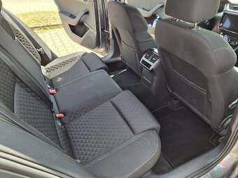SUPERB COMBI 2,0 TDI 110 KW DSG VIRTUAL ALU - 12