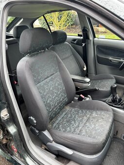 Škoda Octavia 1 1.6i 74kW, Tažné - 12