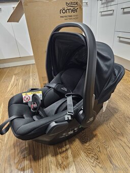 Vajíčko Britax Römer Baby-safe Core Space Black - 12