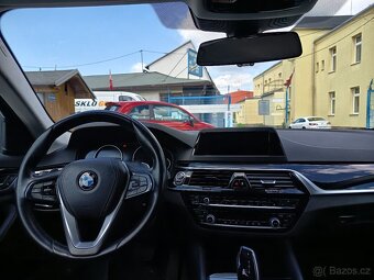 BMW 530D xDrive Sport Line 195KW  ČR  DPH - 12