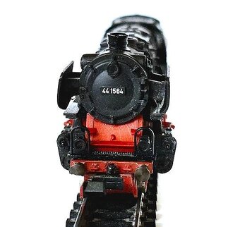 Vláčky N - Parní lokomotiva s tendrem BR 44 1564 - ROCO - 12