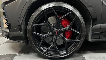 LAMBORGHINI URUS, V8 4.0 569 / NOVITEC 774PS / TOP VÝBAVA-ST - 12