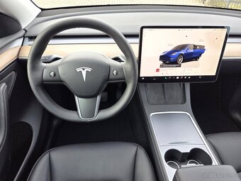 Tesla Model Y Long Range 378Kw 1.majitel - 12