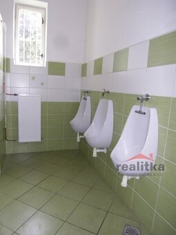 Prodej budovy 4+1 s velkým pozemkem, Křišťanovice - 12