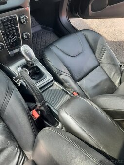 Volvo V40 D2 1.6.tdi 83 kw - 12