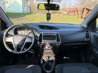 Hyundai i20 1.2i 16V Classic - 12
