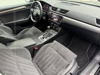 ŠKODA SUPERB COMBI 2.0 TDI STYLE - 12