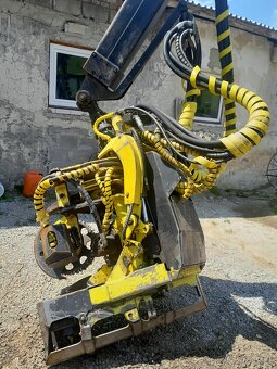 Harvestor,vyvažečka john deere - 12