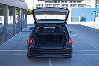 BMW Rad 3 Touring 330d xDrive A/T - 12