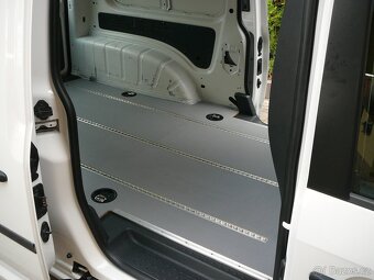 VW CADDY MAXI 1.4 TSI 92KW DSG NAVIGA KAMERA APP 1Maj SERVIS - 12