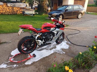 Mv agusta f3 800 - 12