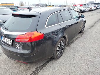 Opel Insignia - 12