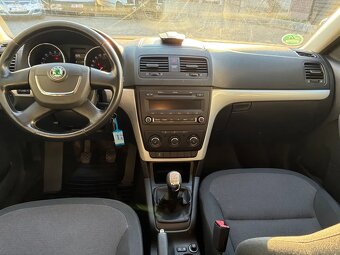 ŠKODA YETI 2.0 TDi 4x4 - 12