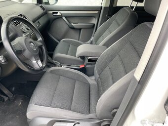 VW Touran 1,6TDi, mód 2011, naj 205000km - 12