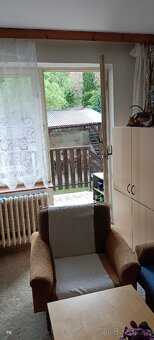 Prodej dvougeneračního řadového rodinného domu - 12