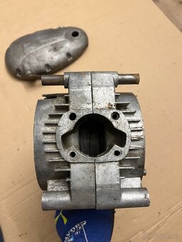 Kartery + víko spojky Jawetta / Jawa 551 - párové - 12