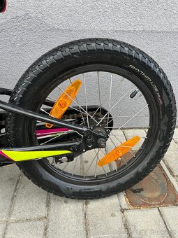 Dětské kolo Specialized - 12