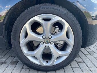 Volvo XC60 D4 AWD MOMENTUM Aut. - 12