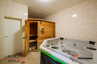 Prodej, komerční/ubytování, 2358 m2, Sportovní 372, 66501 Ro - 12