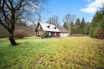 Prodej chalupy na samotě uprostřed lesa - 12