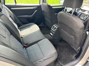 Škoda Octavia 1,6 TDI 77 KW ELEGANCE - 12