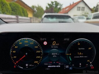 Mercedes Benz GLA AMG 35 - 12