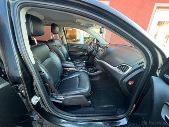 Fiat Freemont 2.0 Multijet Black Code 125kW (ODPOČET DPH) - 12