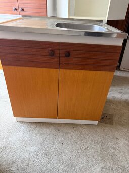 Kuchyňské skříňky - 12