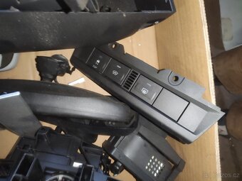 Dílny Ford Focus mk2 - 12