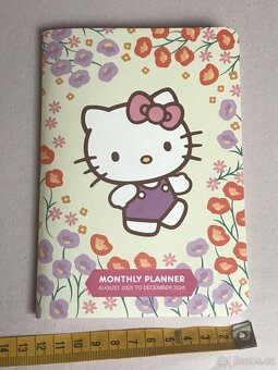 Hello Kitty Dětské měsíční diáře 2026 - 12