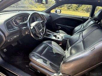 Dodge Challenger 3.6 V6 SXT PLUS - 12