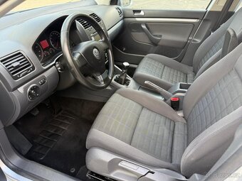 VW GolfV 1.4i 59kw 7/2007 JEN 126.340km 1.maj digi klima - 12