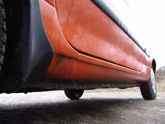 Renault TWINGO 1.2i 43KW - 12