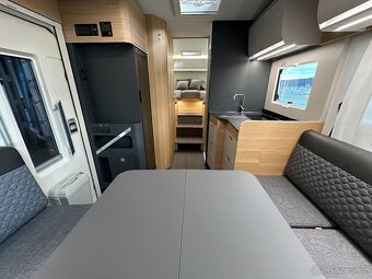 ADRIA Matrix 650 DL Axess 140PS Fiat předváděcí vozidlo - 12