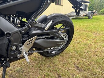 Yamaha mt09 top stav - 12