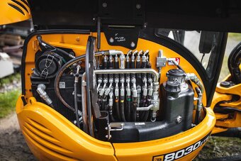 Bagr JCB 8030, r.v. 2019, 2068 Mth - TOP STAV - 12