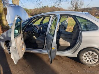 Xsara Picasso 1.6 HDI - nová STK - 12