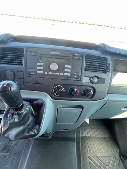 Ford Transit - 12