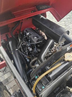 MITSUBISHI MT200 - 12