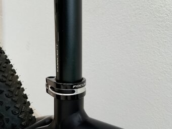 Horské kolo 29"-FOCUS Germany-FOX Evolution,ShimanoXT-vel.L - 12