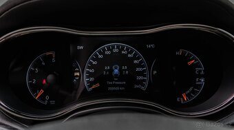 Jeep Grand Cherokee 3.0L V6 CRD Limited S-Model - 12