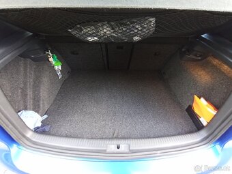 Volkswagen Golf VI R US - 12