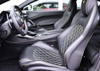 Ferrari GTC4 Lusso V12 DCT P-DISPLAY LIFT 14t.KM - 12