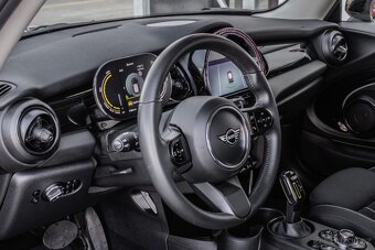 Mini Cooper S SE 135kW AT - 12